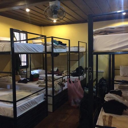 Central Backpacker Hostel Luang Prabang Eksteriør bilde